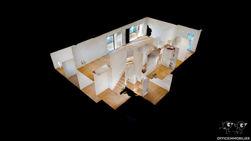 Maison - 140 m² - 6 pièces