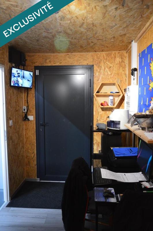 Local commercial - 83 m² - 3 pièces