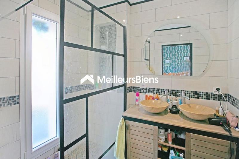 Maison - 136 m² - 6 pièces