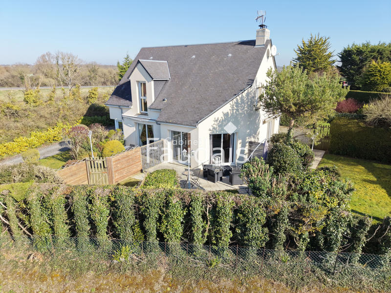 Maison - 150 m² - 7 pièces