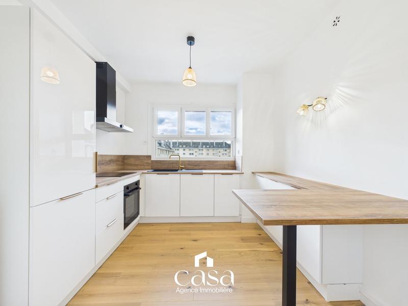 Appartement - 80 m² - 4 pièces