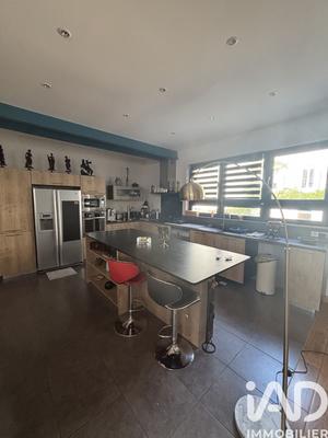 Appartement - 147 m² - 4 pièces