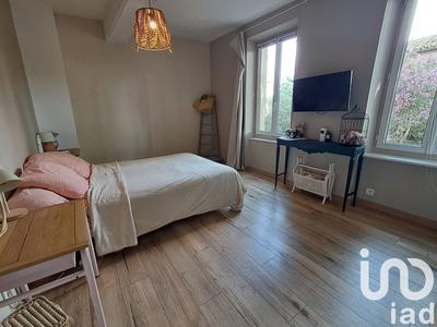 Maison de village - 181 m² - 7 pièces