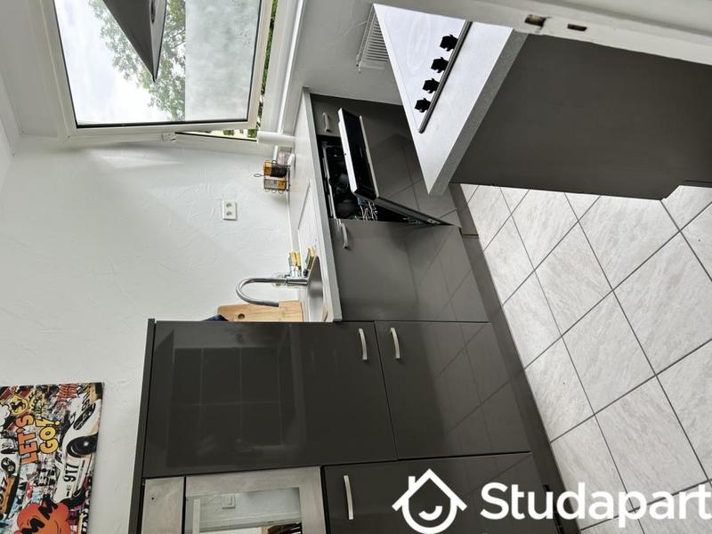 Chambre - 10 m² - 1 pièce