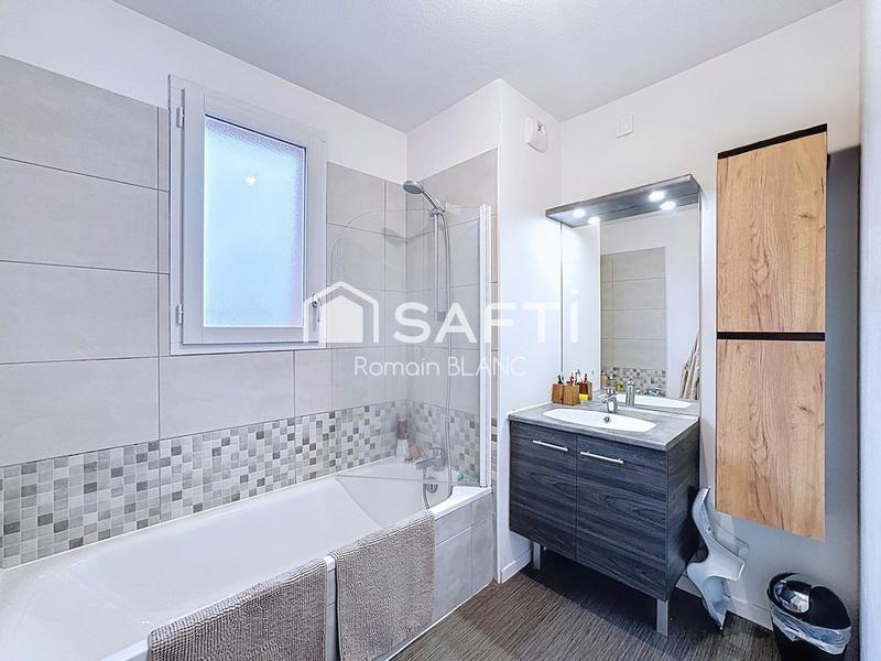 Maison - 83 m² - 4 pièces