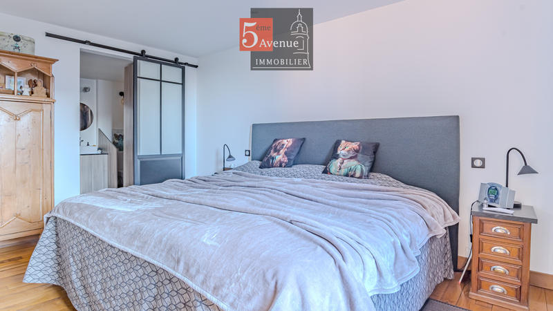 Maison - 550 m² - 15 pièces