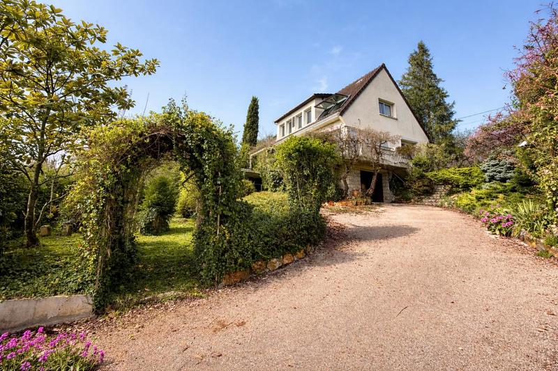 Maison - 165 m² - 6 pièces