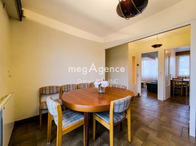 Maison - 131 m² - 6 pièces