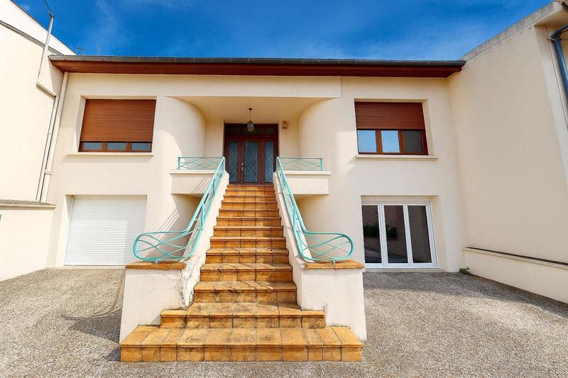 Maison - 166 m² - 6 pièces