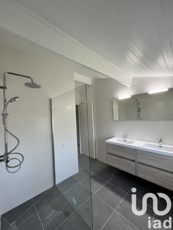 Maison - 177 m² - 8 pièces