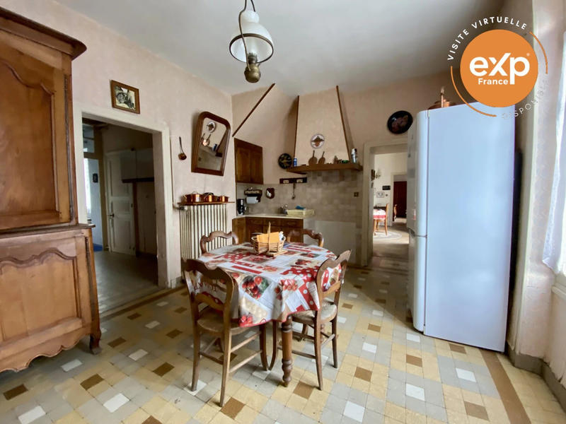 Maison traditionnelle - 114 m² - 6 pièces