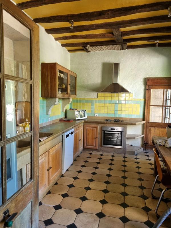 Propriété - 316 m² - 9 pièces