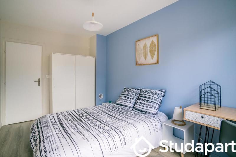 Chambre - 10 m² - 1 pièce