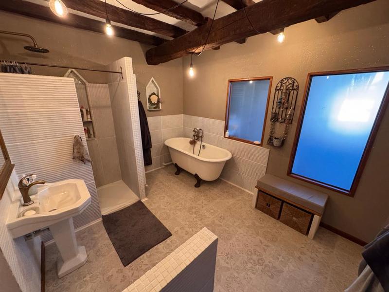 Maison de ville - 240 m² - 7 pièces