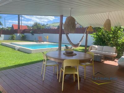 Maison - 110 m² - 3 pièces