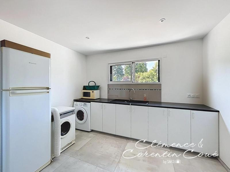 Maison - 186 m² - 6 pièces