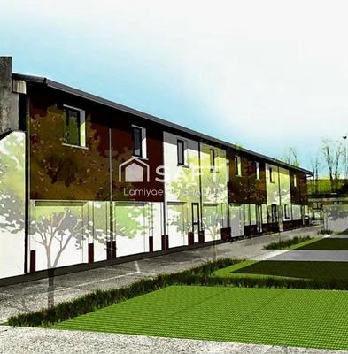 Local commercial - 2 600 m² - 30 pièces