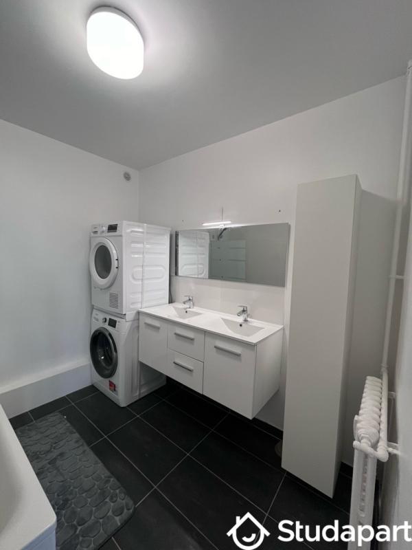 Chambre - 9 m² - 1 pièce