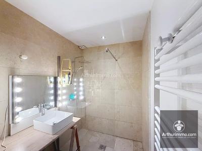 Maison - 163 m² - 7 pièces