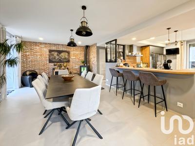 Maison - 291 m² - 10 pièces