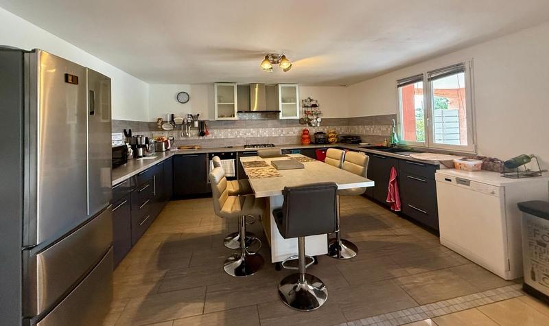 Maison - 135 m² - 5 pièces