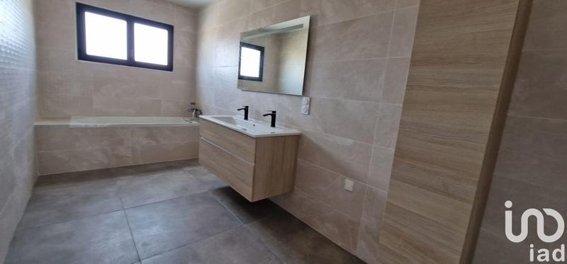 Maison - 122 m² - 5 pièces