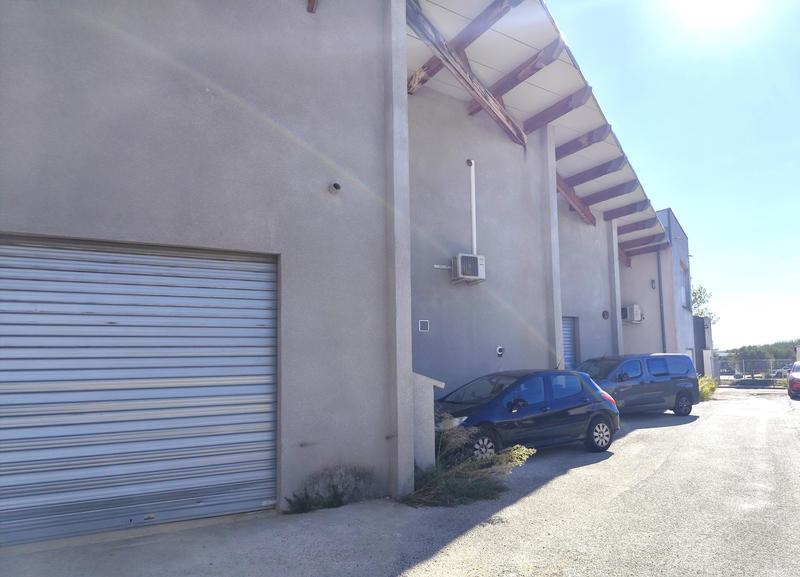 Local commercial - 180 m²