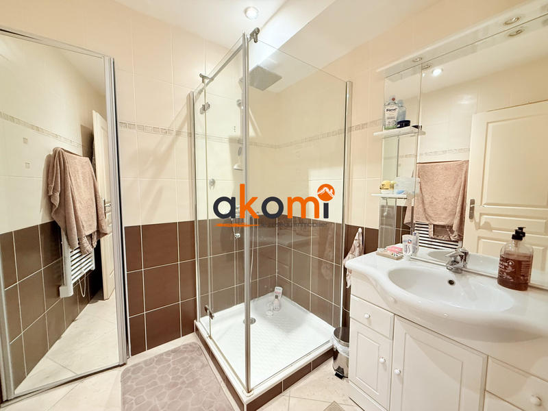 Appartement - 175 m² - 5 pièces