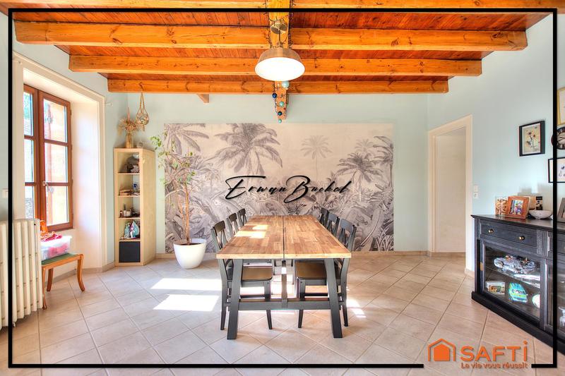 Maison - 180 m² - 6 pièces