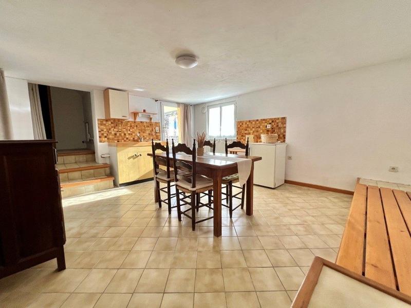 Maison - 110 m² - 8 pièces