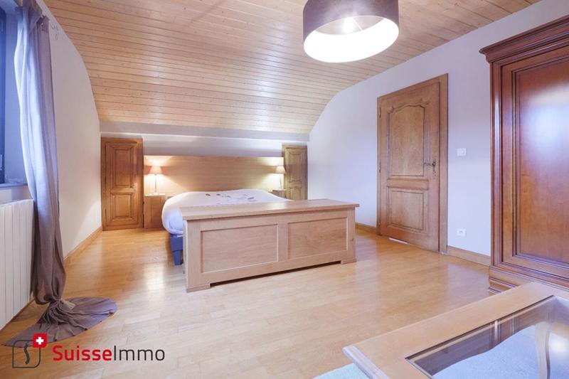 Maison - 182 m² - 5 pièces