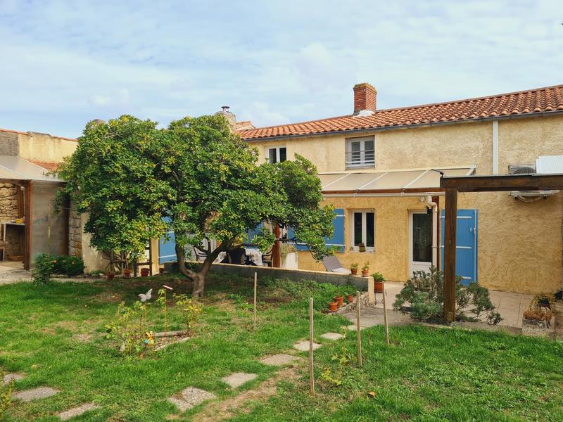 Maison - 136 m² - 4 pièces