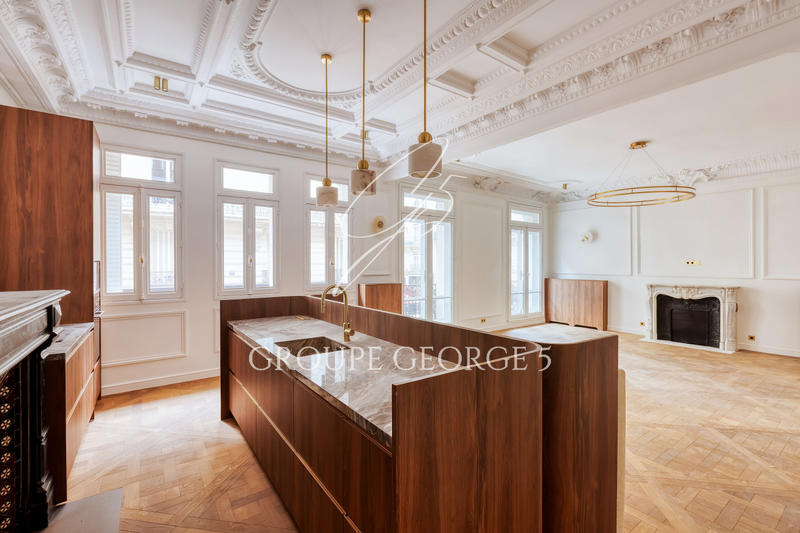 Appartement - 165 m² - 4 pièces