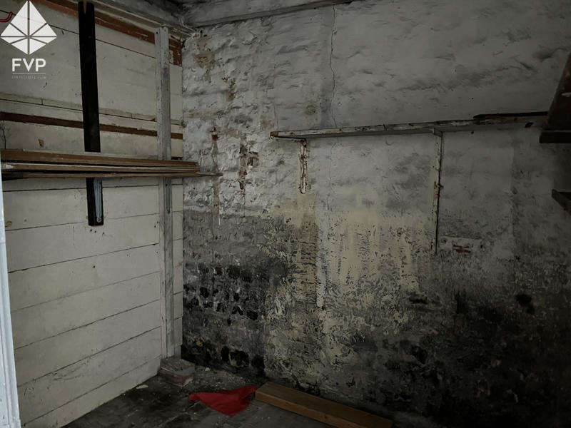 Maison - 97 m² - 6 pièces