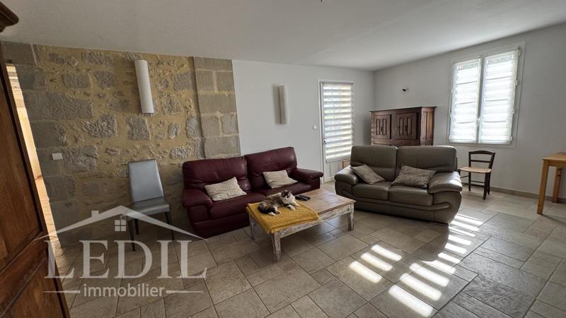 Maison - 220 m² - 7 pièces