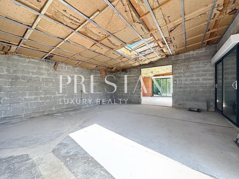 Maison - 140 m² - 5 pièces