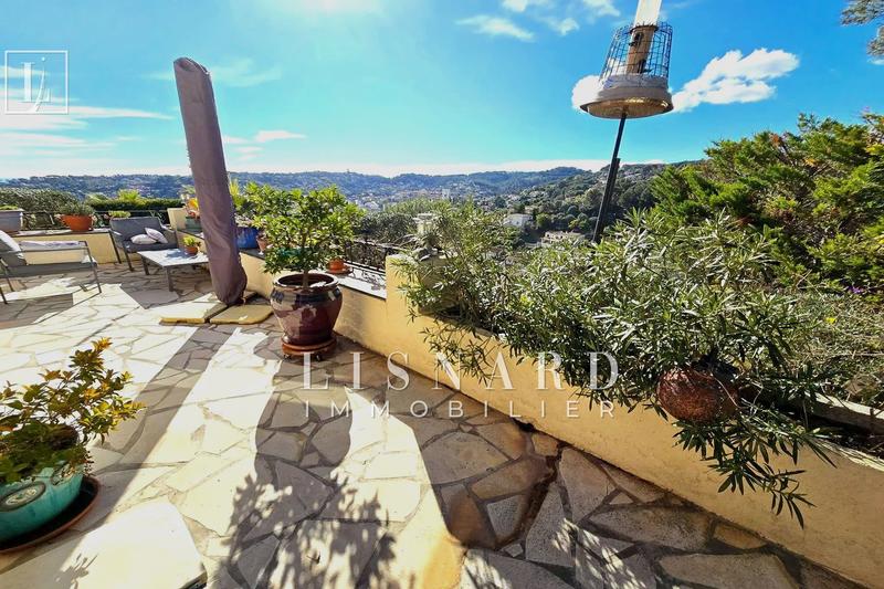 Maison - 104 m² - 4 pièces