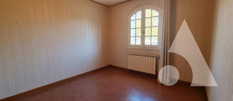 Maison - 151 m² - 6 pièces
