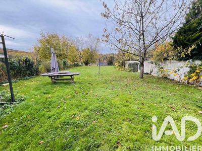 Maison - 216 m² - 6 pièces