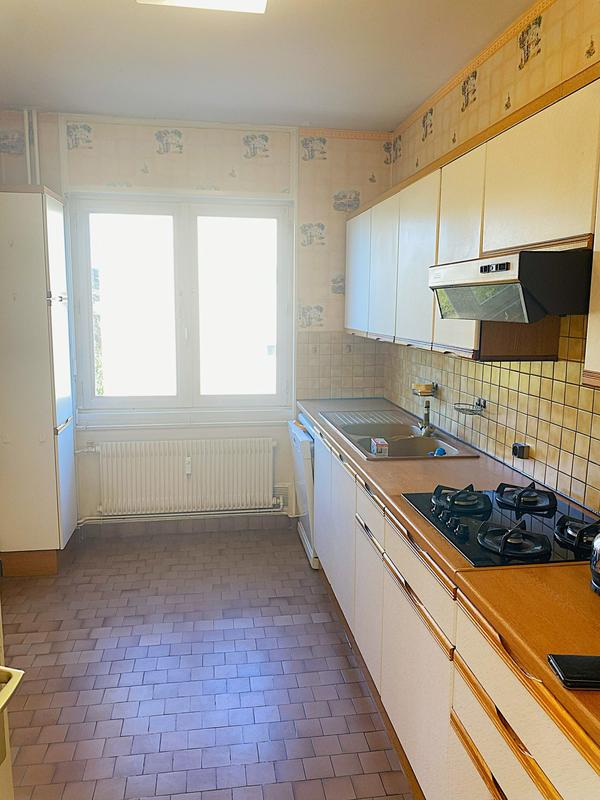 Appartement - 90 m² - 4 pièces