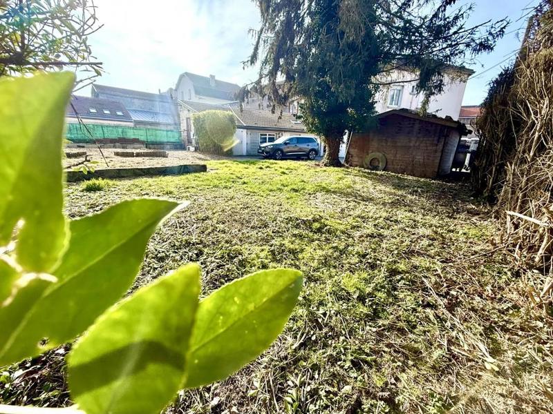 Maison - 163 m² - 9 pièces