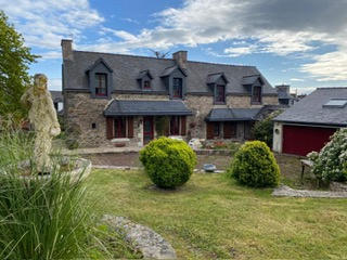 Maison - 161 m² - 6 pièces