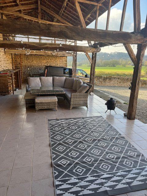 Maison - 235 m² - 8 pièces