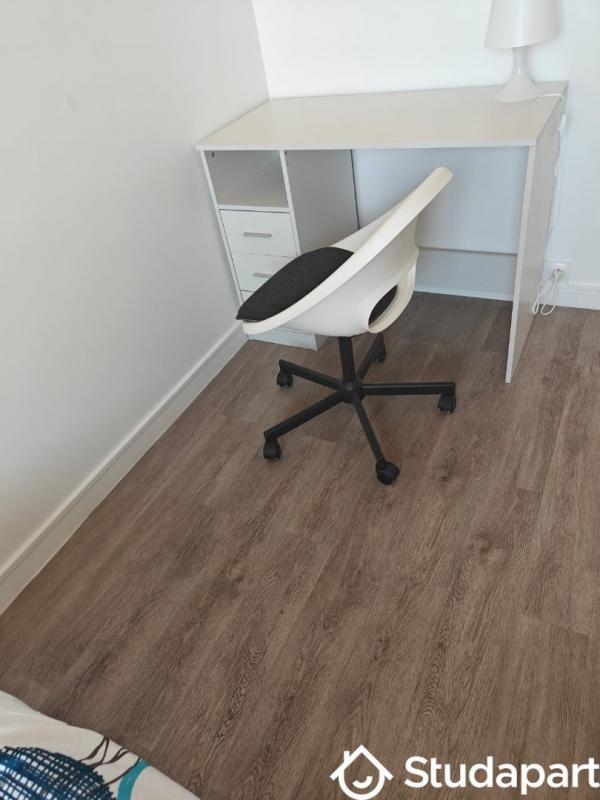 Chambre - 12 m² - 1 pièce