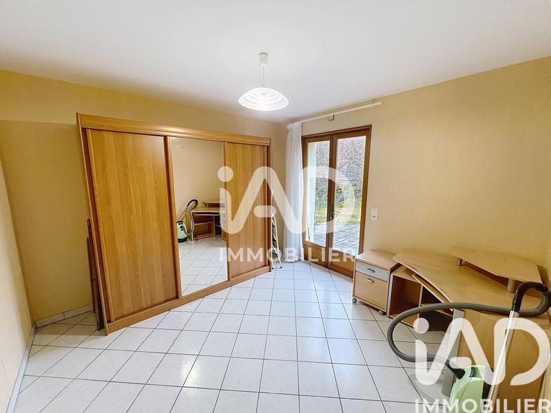 Maison - 277 m² - 10 pièces