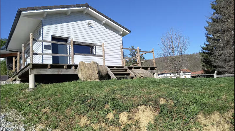 Maison - 232 m² - 8 pièces