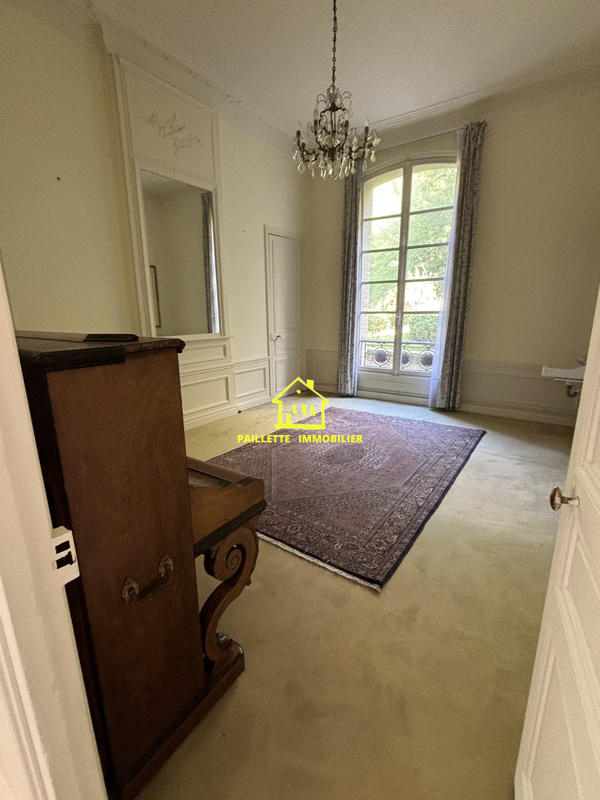 Appartement - 203 m² - 5 pièces