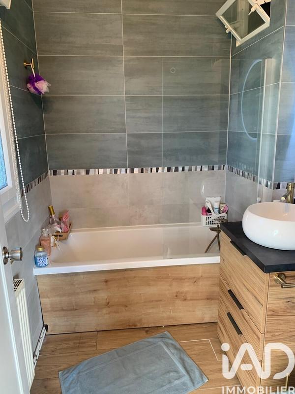 Maison - 123 m² - 5 pièces