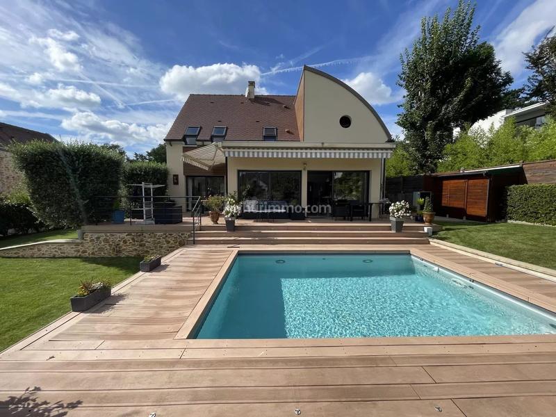 Maison - 197 m² - 7 pièces