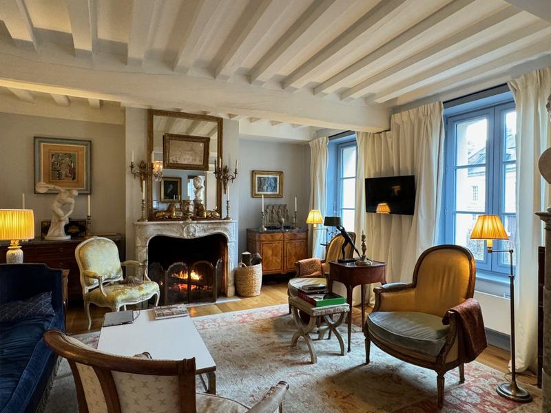 Maison - 180 m² - 6 pièces